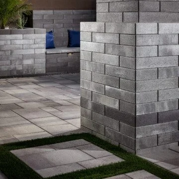 Permacon Melville Tandem Concrete Retaining Wall